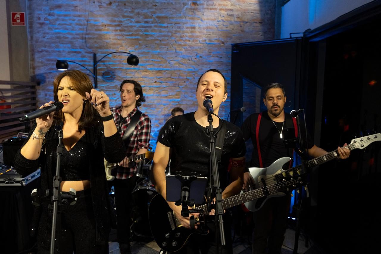 A banda inteira — Plano Pop ao vivo